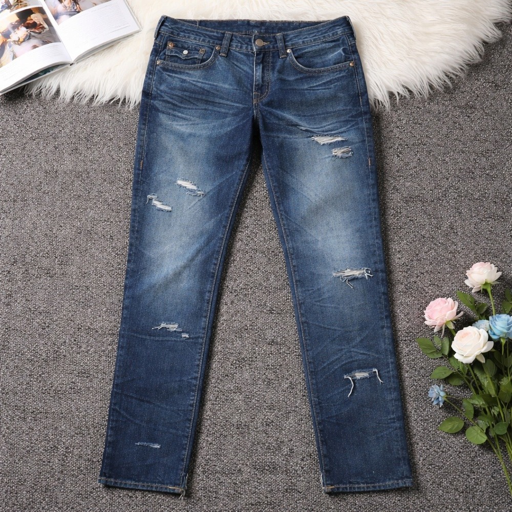 True Religion Geno Men's 32 Relaxed Slim Distressed Denim‎ Jeans USA Made
